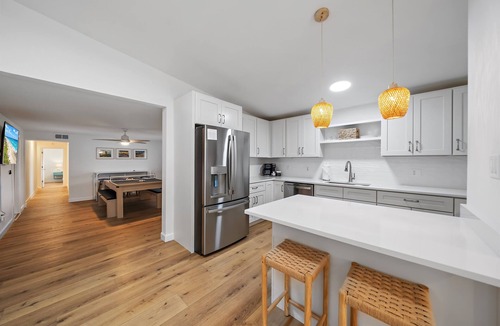 West Bradenton House | Pool+Tiki Bar+Mini Golf+Game Room near IMG,beaches