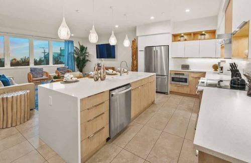 Siesta Key Village House | Pool Volleyball-Gulf Views-Steps to Beach-Rooftop