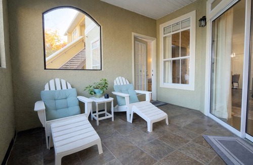 Clearwater Condo | Poolside Condo- Zero Stairs -Clearwater Beach Area - Heated Pool - Free Parking