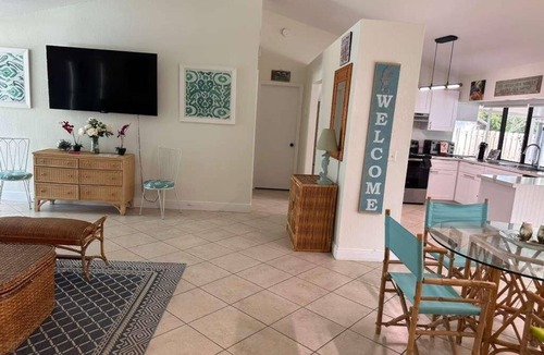Port Saint Lucie Hotel | Port St Lucie 3BD -2B