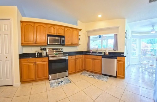 Port Saint Lucie House | Port St. Lucie Oasis - Bright 3BDR Home with Private Heated Pool
