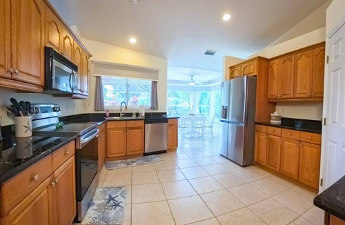 Port Saint Lucie House | Port St. Lucie Oasis - Bright 3BDR Home with Private Heated Pool