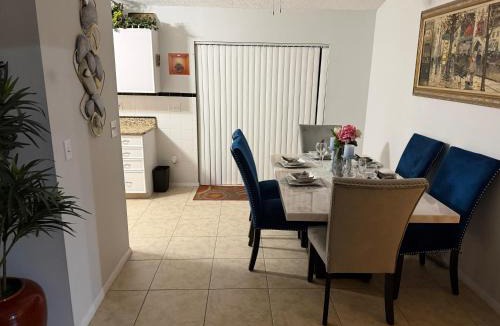 Port Saint Lucie House | Port St Lucie poolside oasis