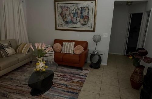 Port Saint Lucie House | Port St Lucie poolside oasis