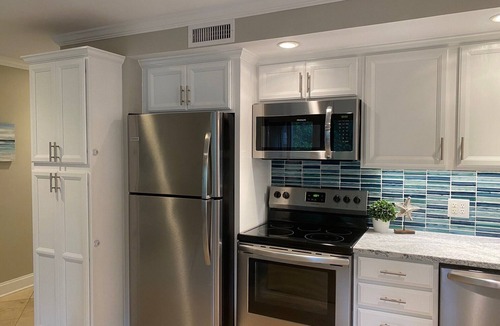 Kiawah Island Villa | Premier 1 Bedroom Villa. - POOL ACCESS! 1 minute walk to the Beach!