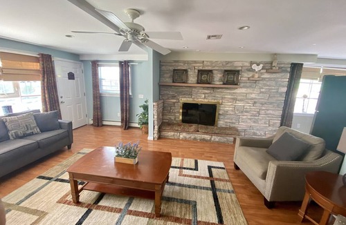 Seaside Heights Apartment | PREMIER HOST LISTING - 2BR Suite. Steps to Ocean & Water Park,Kit, Pool Access