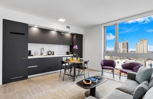 Downtown Miami Apartment | Premium 2BR Condo | Beautiful City View