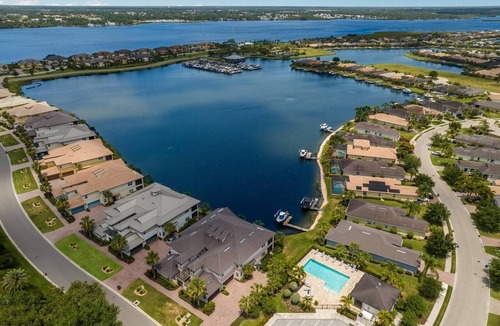 Bradenton Condo | Premium Carriage In the Sought After Tidewater Preserve Conveniently Located!