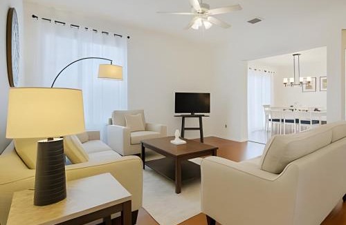Indian Wells Villa | Prime Location! 3BD/2BA Villa