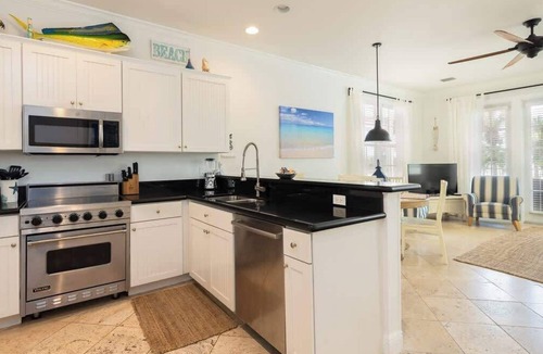 Islamorada House | Pristine Islamorada Pool Home with Ocean View and Dockage