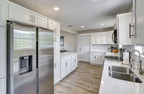 Lynn Haven House | Private 3 Br 2 Ba Home with huge, fenced yard- Minutes to Bay & Beaches