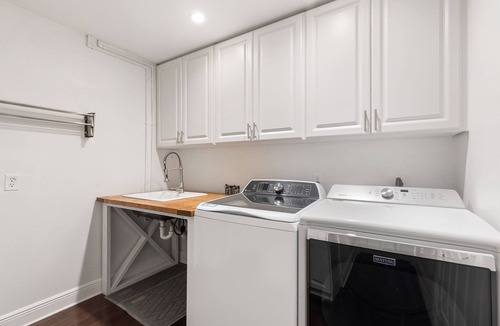 Summerplace House | Private Beach Access - EV Charger - Pets Welcome