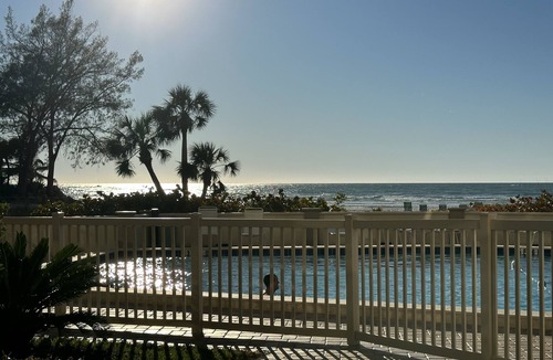 Siesta Key Village Condo | Private Beach Condo In Village
