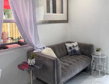Sunrise Apartment | Private Guesthouse