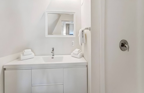 Little Torch Key Hotel | Private Island Escape w/Kitchen, Beach Access, Pool & Breakfast Included