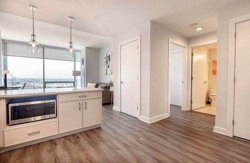 Downtown Apartment | Private Luxury Apt with Gym
