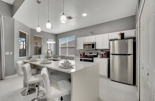 Calabay Parc House | Private Pool 4-bedroom house with AC and WiFi close to Disney!