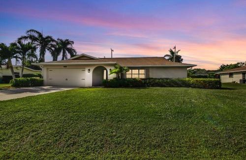 Palm River Estates House | Private Pool North Naples Home Near Beach