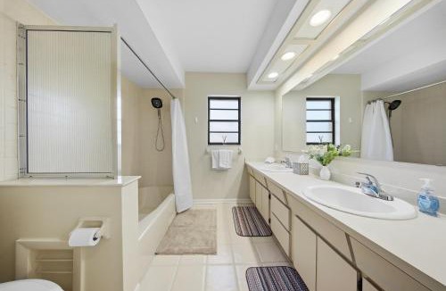 Palm River Estates House | Private Pool North Naples Home Near Beach