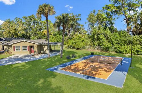 Westchase House | Private Pool Pickleball Game Room Sleeps 18