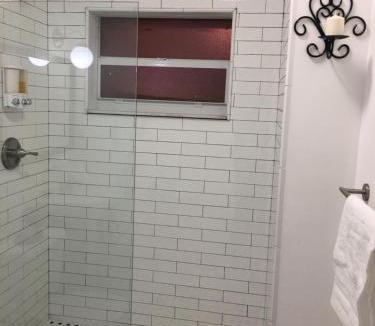 Coral Way Apartment | Private Studio blocks from Coconut Grove