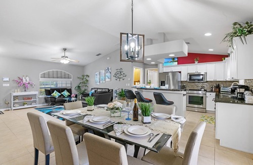 Diplomat House | Private villa w/electric heated pool in quiet neighborhood! Villa Blanca - SWFL Rentals