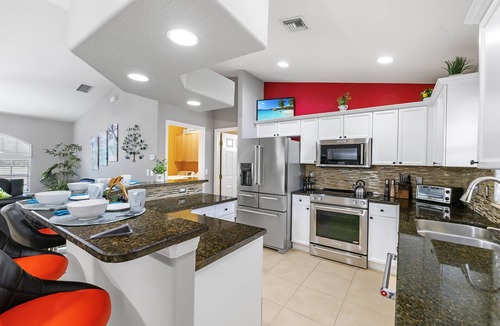 Diplomat House | Private villa w/electric heated pool in quiet neighborhood! Villa Blanca - SWFL Rentals