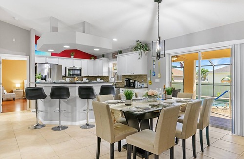 Diplomat House | Private villa w/electric heated pool in quiet neighborhood! Villa Blanca - SWFL Rentals