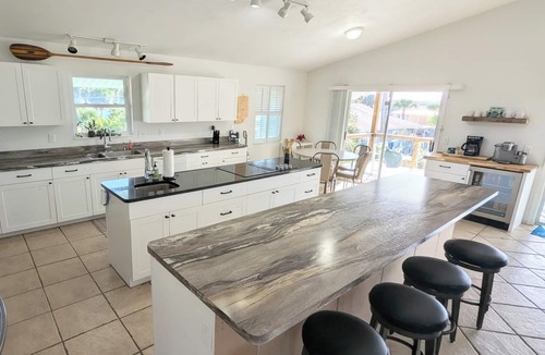 Ocean View Halifax Estates House | Pvt Htd POOL, 4 min walk to BEACH, 9 bed-4 B/4B w/InLaw suite, HUGE Lovely Home