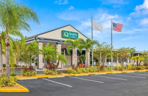 Tampa Hotel | Quality Inn and Conference Center Tampa-Brandon