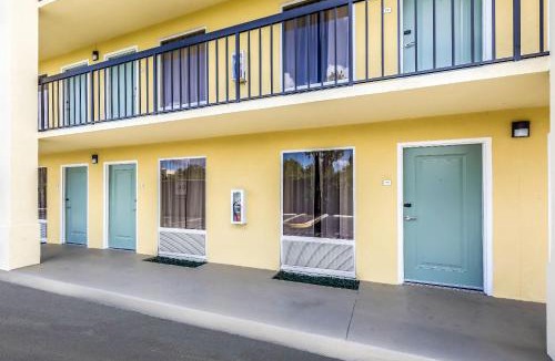 West Palm Beach Hotel | Quality Inn Palm Beach International Airport