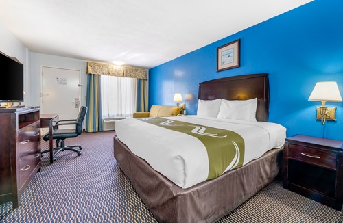 North Trail Hotel | Quality Inn Sarasota North Near Lido Key Beach