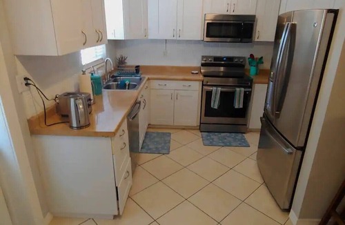 Lakewood Estates House | Quiet Getaway in Picturesque Lakewood Estates Area