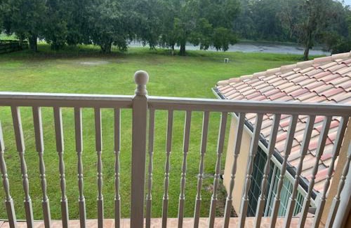 Wesley Chapel House | Quiet Lakeview Home in Wesley Chapel