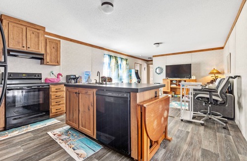 Punta Gorda House | Quiet Punta Gorda Oasis w/Tropical Charm