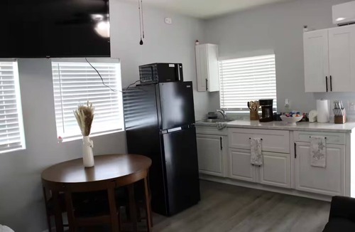 Crystal Lake Apartment | Raíces Del Bosque Studio. Peace and quiet….