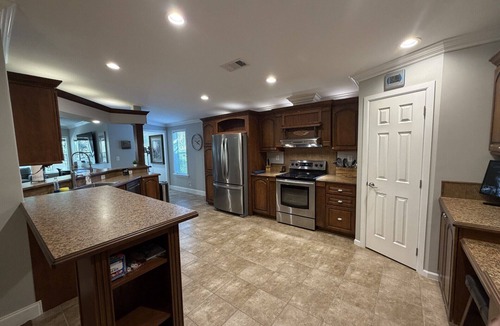 Dunnellon House | RAINBOW RIVERFRONT WITH PRIVATE DOCK AND BEACH - A TRULY RARE OASIS