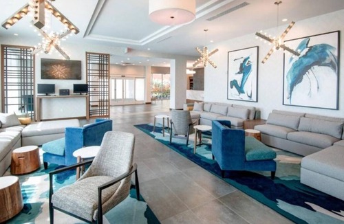 Flagami Apartment | RARE FIND! THREE STUDIOS FOR 12 GUESTS, POOL, BBQ
