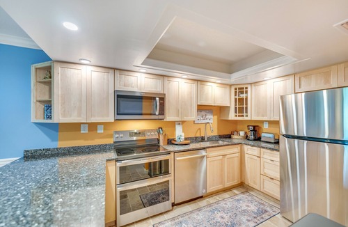 Sanibel Condo | Rare Walkout Condo On Sanibel Beach