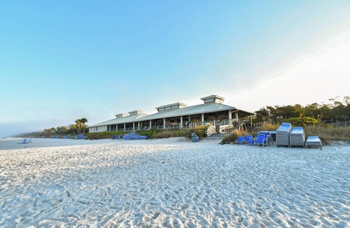 Pelican Bay House | RARELY AVAILABLE VILLA in one of the most sought-after communities in Naples, FL