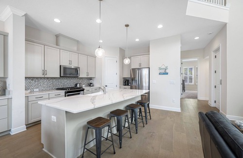 Redington Beach House | RBV #314 - ⭐ Huge Townhouse! Great Rates-Walk to Beach! ⭐