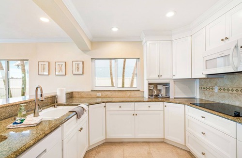 Redington Beach House | Redington Beach Intercoastal Pool 3/2
