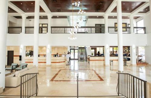 Flagami Hotel | Regency Miami Airport by Sonesta