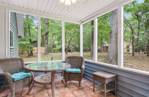 Beaufort House | Relax in a Pet-Friendly Lowcountry Home Near Beaches, Downtown Beaufort, and USMC Graduation!