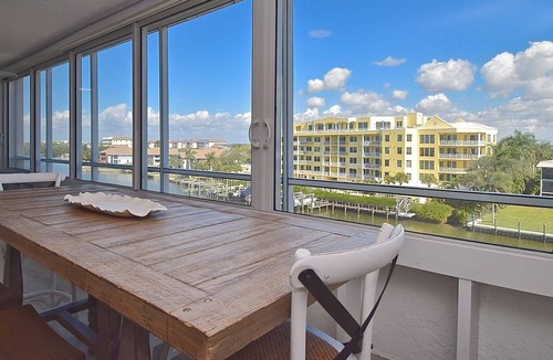 Siesta Key Condo | Relax in the Peace & Quiet of Fishermans Haven. Small, Friendly, Gated Complex on the Beach FH 505