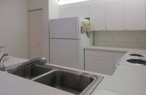 South Island Condo | Relax In The Sunshine! Lovely 2B/2B Vacation Condo w/All Weather Lanai, Walk To Beach, Resort Pool!
