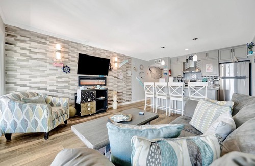 Rocky Point Condo | Relax on your Private Balcony | Beautiful Bayview!