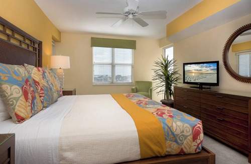 South Island Hotel | Relax & Recharge | Beachfront Stay w/Pool!