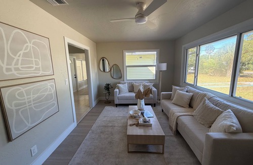 South Pinellas Community Council House | Relaxed Coastal Retreat 10 Minutes to Madeira Beach