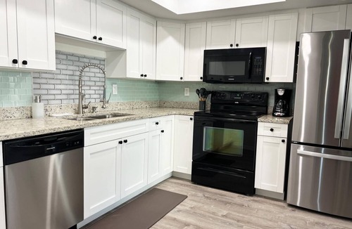 Grove City Apartment | Relaxed Coastal Retreat Pet & Boat Friendly
